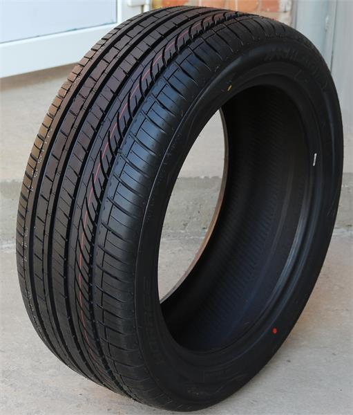 255/35R19 96W HEADWAY HU901 255/35R19 96W HEADWAY HU901